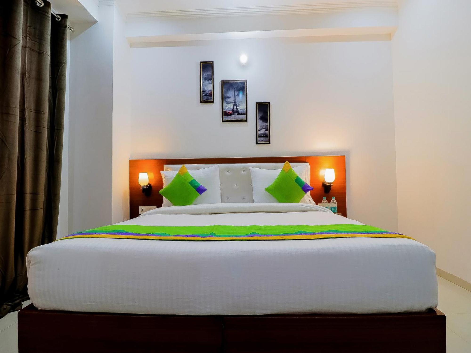 Treebo Rejoice 52 - 3Km From Huda City Metro Station Badshahpur Extérieur photo