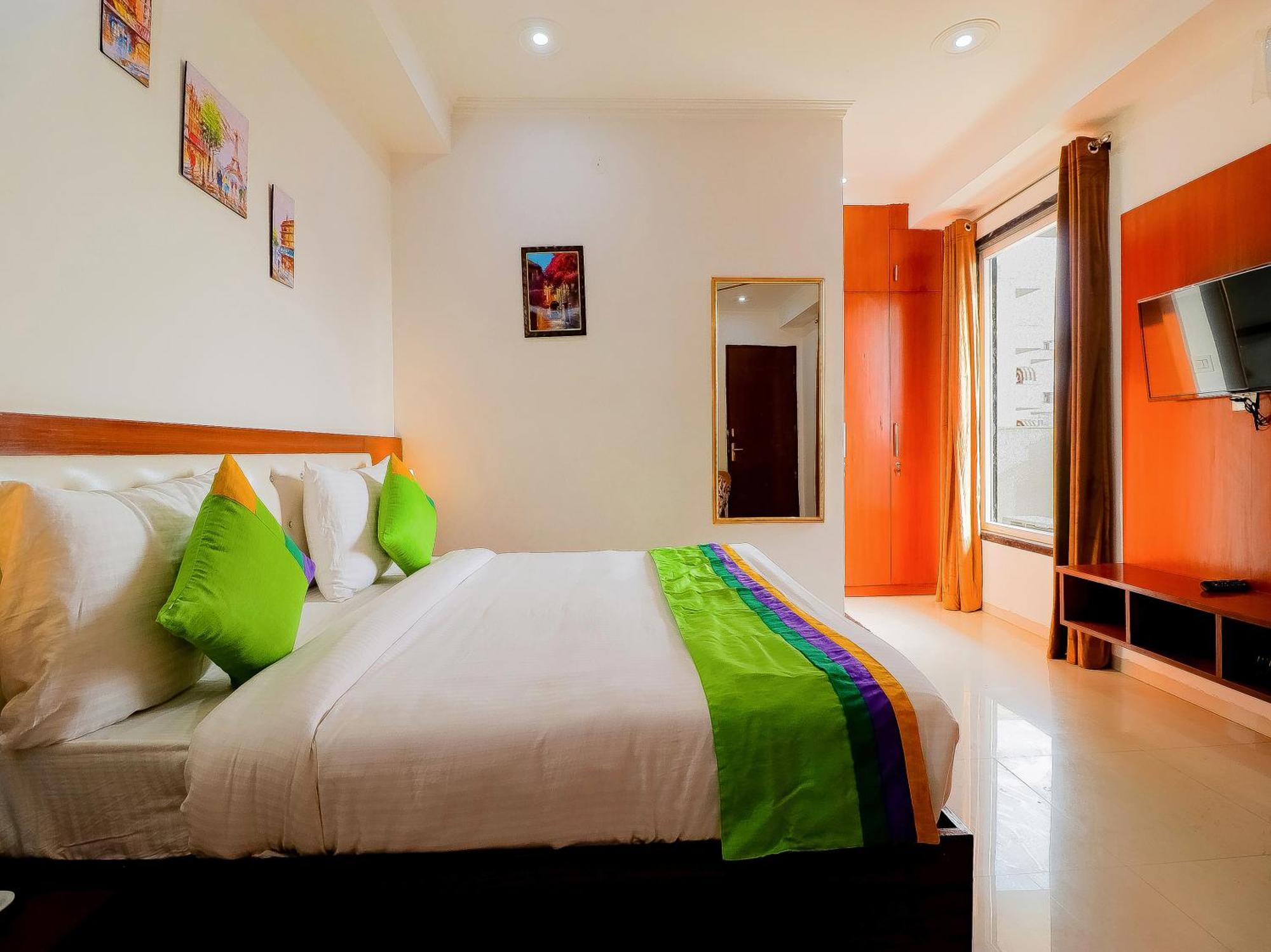 Treebo Rejoice 52 - 3Km From Huda City Metro Station Badshahpur Extérieur photo