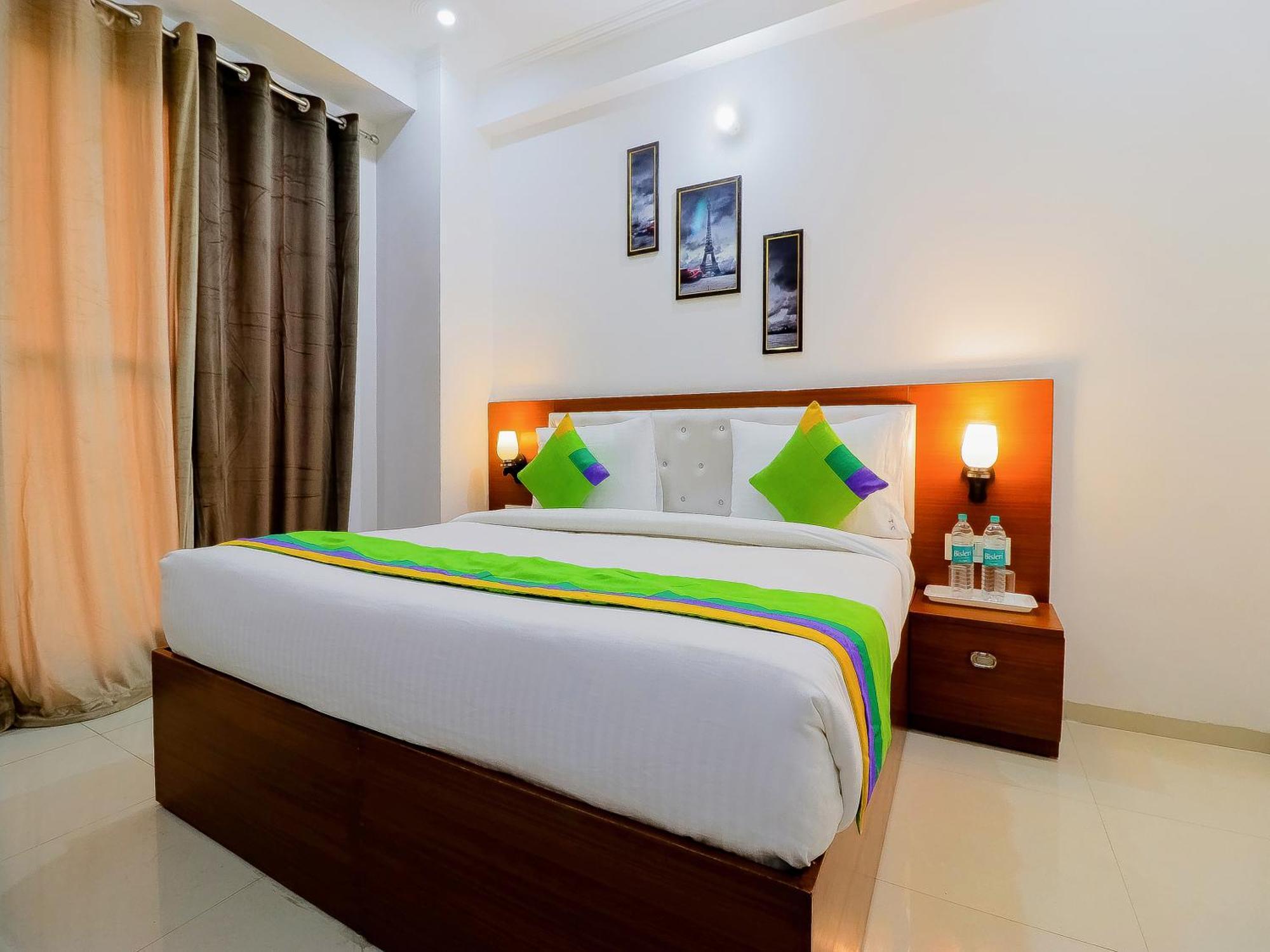 Treebo Rejoice 52 - 3Km From Huda City Metro Station Badshahpur Extérieur photo