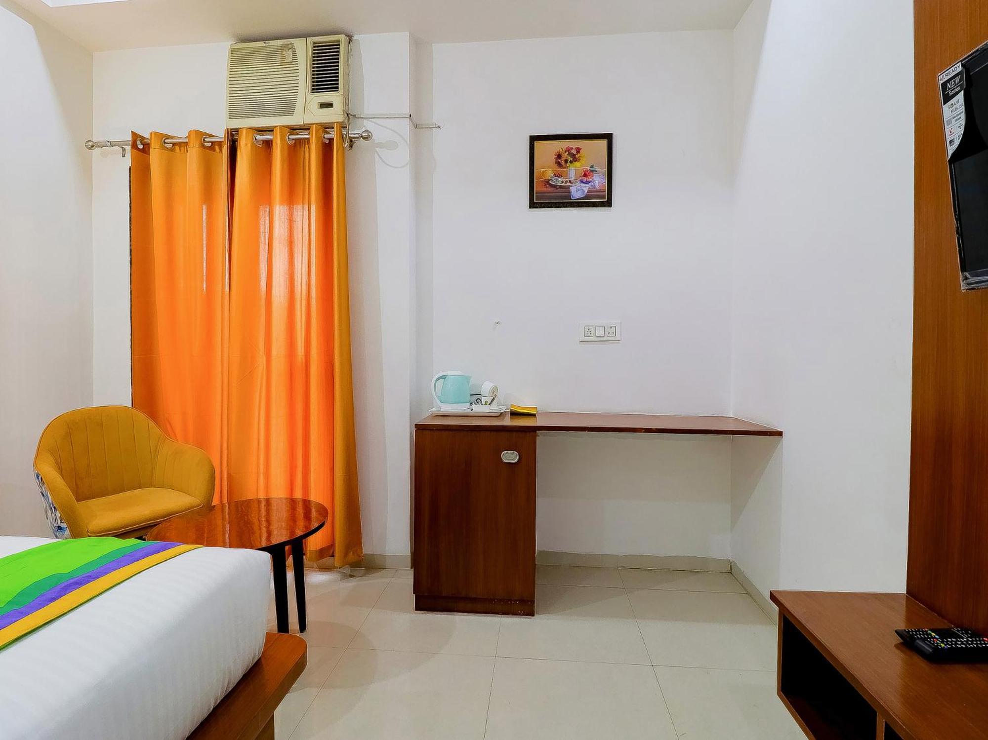 Treebo Rejoice 52 - 3Km From Huda City Metro Station Badshahpur Extérieur photo